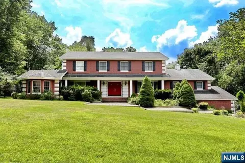 14 Ranch Rd, Saddle River, NJ 07458 photo 1