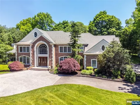 154 E Saddle River Rd, Saddle River, NJ 07458 photo 1