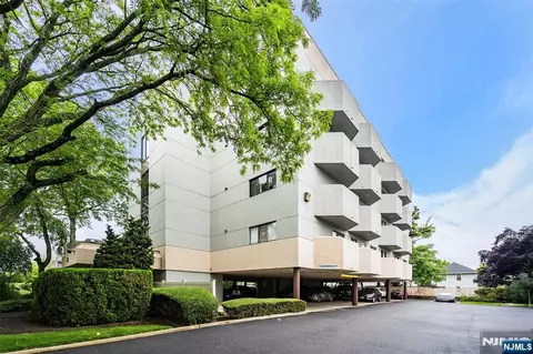 50 Euclid Ave #2G, Hackensack, NJ 07601 photo 1