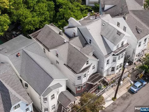 109 Lyon St, Paterson, NJ 07524