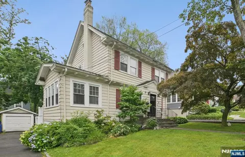 46 Maple St, Millburn, NJ 07041 photo 1