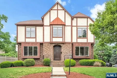 23 Bohnert Pl, Waldwick, NJ 07463 photo 1