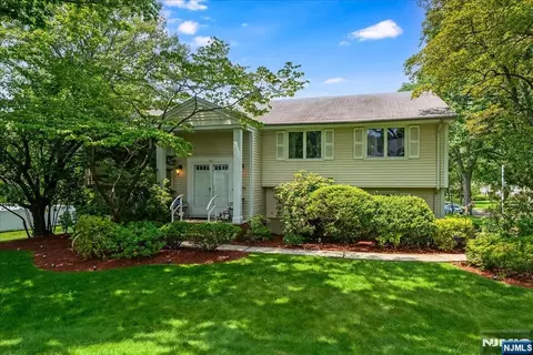 505 Salem St, Paramus, NJ 07652 photo 1