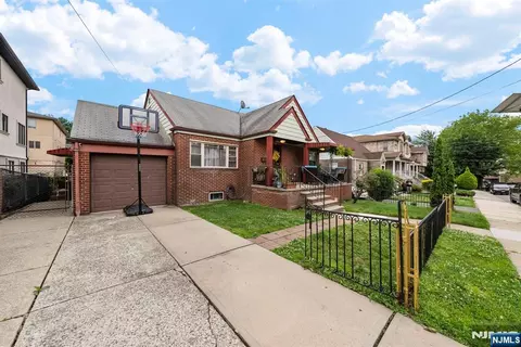 188 9th St, Fairview, NJ 07022 photo 1