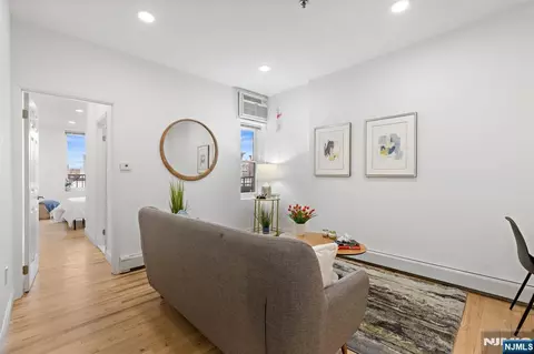 110 Washington St #8, Hoboken, NJ 07030