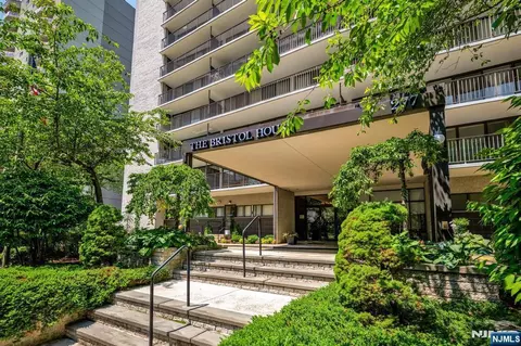 277 Prospect Ave #10C, Hackensack, NJ 07601 photo 1