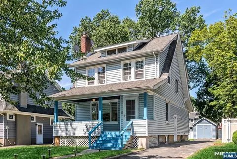 1268 Longfellow Ave, Teaneck, NJ 07666