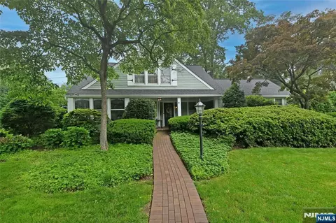 455 Summit Ave, Oradell, NJ 07649 photo 1