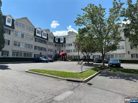 131 Clinton Pl #115, Hackensack, NJ 07601 photo 1