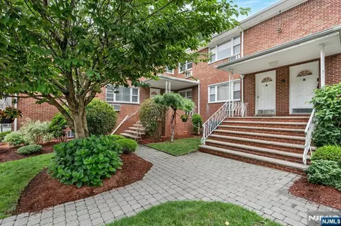 201 Oakdene Pl #D1, Cliffside Park, NJ 07010