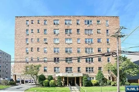 25 Jefferson St #6D, Hackensack, NJ 07601 photo 1