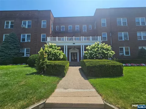 985 Teaneck #1J, Teaneck, NJ 07666