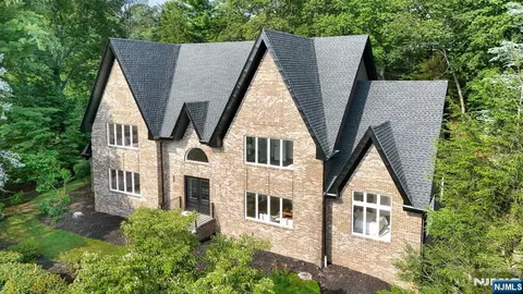 63 Westview Rd, Wayne, NJ 07470 photo 1