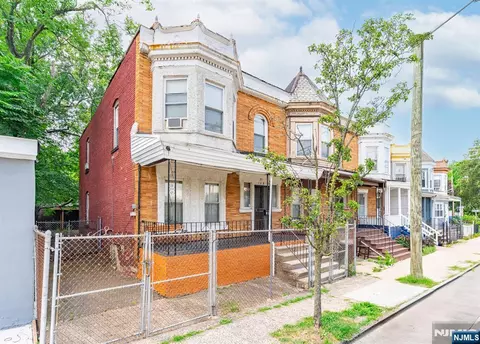 108 11th Ave, Newark, NJ 07107