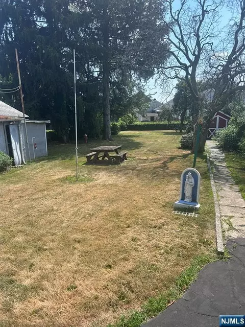 37 Kansas St, Hackensack, NJ 07601 photo 1