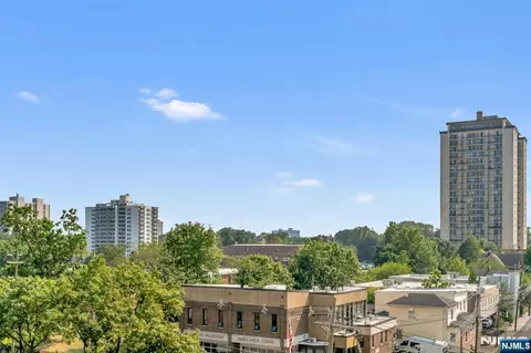 2000 Linwood Ave #6M, Fort Lee, NJ 07024