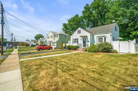 448 Sutton Ave, Hackensack, NJ 07601