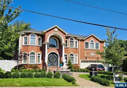 187 Hebberd Ave, Paramus, NJ 07652 photo 1