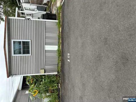 15 Second, Lodi, NJ 07644