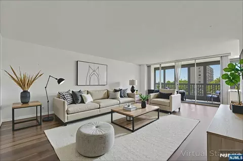 5 Horizon Rd # 503, Fort Lee, NJ 07024