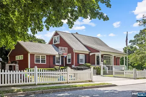 138 Linwood Ter, Clifton, NJ 07012
