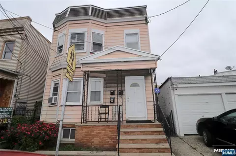 170 Christie St, Newark, NJ 07105