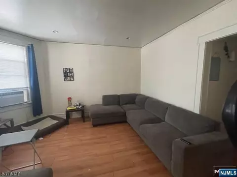 783 S 13th St, Newark, NJ 07108