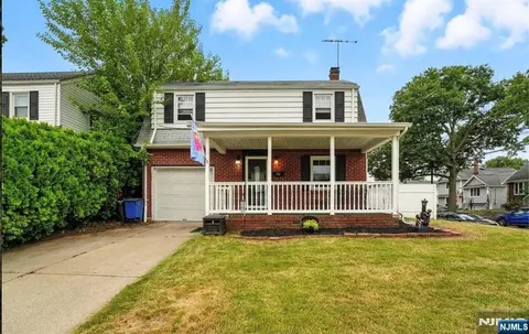 40 Rosedale Ave, Elmwood Park, NJ 07407