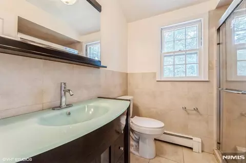 Bath - 275 Taft Ct, Paramus, NJ 07652 photo 3 of 4