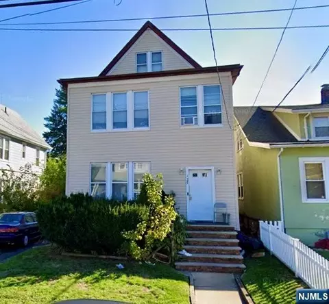 135 Park Ave, Passaic, NJ 07055