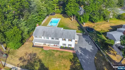 115 Webster Dr, Wayne, NJ 07470 photo 1