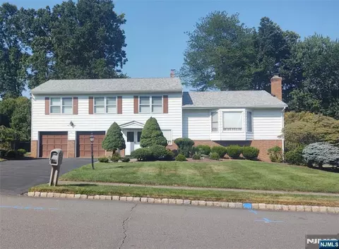 43 Reston Rd, Wayne, NJ 07470 photo 1