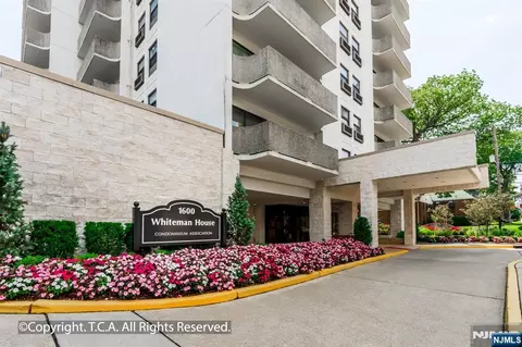 1600 Center Ave #5A, Fort Lee, NJ 07024