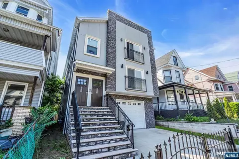 901-903 S 16th St, Newark, NJ 07108