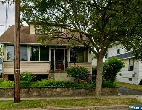 243 4th Ave, Hawthorne, NJ 07506