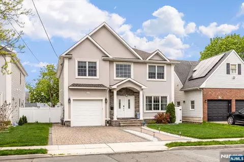 180 Terrace Ave, Lodi, NJ 07644