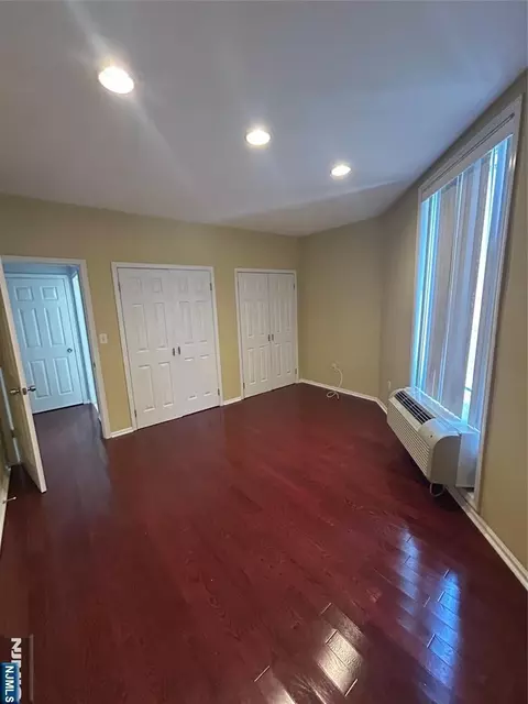 50 Pine #214, Montclair, NJ 07042