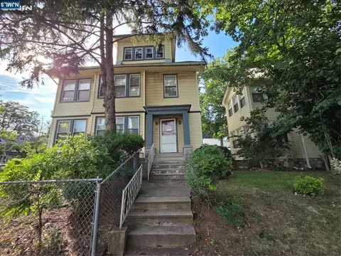 69 Parkview Ter, Newark, NJ 07112