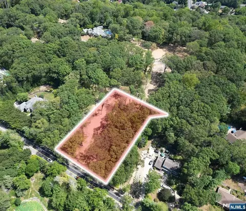 713 Wearimus, Twp Of Washington, NJ 07676