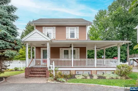 388 S Prospect Ave, Bergenfield, NJ 07621