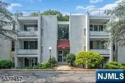 458 River Rd #A, Nutley, NJ 07110 photo 1