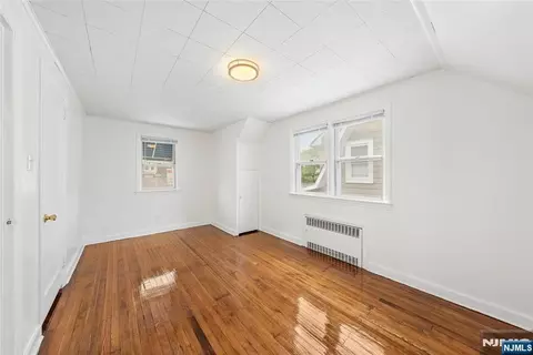 344 Elmwood Ave, East Orange, NJ 07018