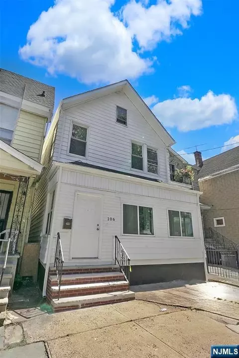 106 S 11th St, Newark, NJ 07107