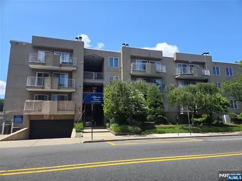 105 State St #2H, Hackensack, NJ 07601 photo 1