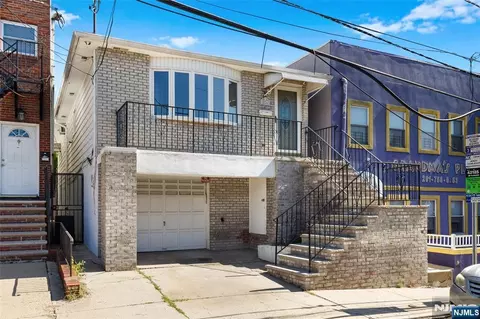 524 66th St, West New York, NJ 07093
