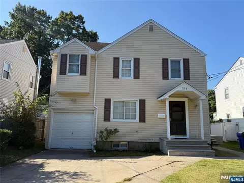 374 Midland Ave, Paramus, NJ 07652