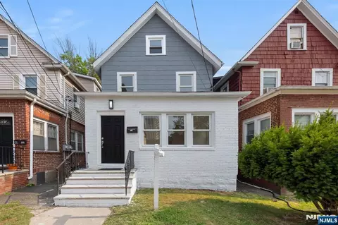 276 High St, Hackensack, NJ 07601
