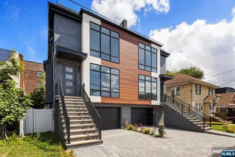 93 Crescent Ave, Cliffside Park, NJ 07010