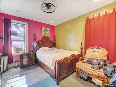 170 Oakland Ter, Newark, NJ 07106