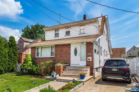 26 Platt, Saddle Brook, NJ 07663